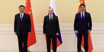 ШХАБ: Монгол, Орос, Хятадын Төрийн тэргүүн нар уулзлаа