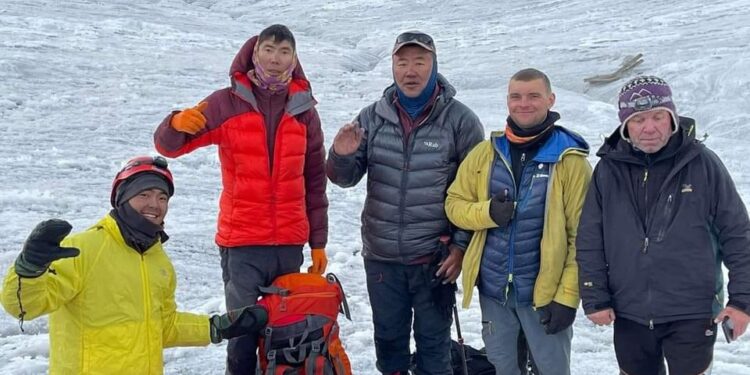 САЙН МЭДЭЭ: Уулчин Х.Бумхишигийг найм хоногийн дараа эсэн мэнд буулгалаа