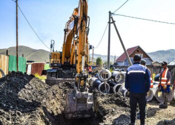 Иргэдийн хүсэлтээр хөрсний ус зайлуулах шугам угсарчээ