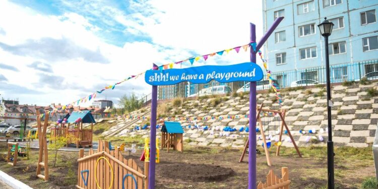 Хүүхдийн төв сувилал энэ оны анхны 3 ихэр хүүхдээ хүлээн авчээ