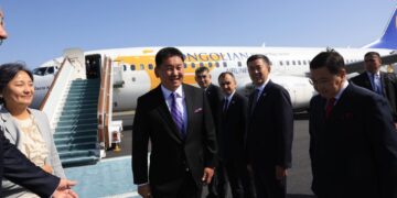 Ерөнхийлөгч У.Хүрэлсүхийг Узбекистаны Ерөнхий сайд угтан авлаа 