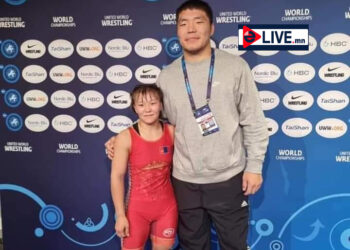 М.Лхагвагэрэл дэлхийн аваргын төлөө алдарт бөх Таха Акгюльтэй хүчээ сорино