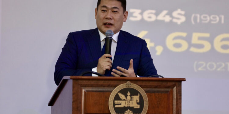 Л.Оюун-Эрдэнэ: Нэг хүнд ногдох ДНБ-ийг 12 мянган ам.долларт хүргэх боломж бүрдэнэ