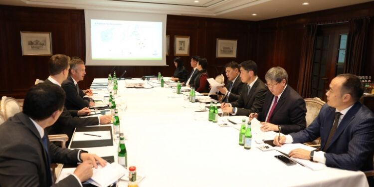 Германы бизнес эрхлэгчид уул хөрөнгө оруулалтын орчны талаар Ерөнхий сайдтай ярилцлаа