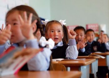 Нийслэлийн шилдэг сургууль, цэцэрлэгүүдийг шалгарууллаа