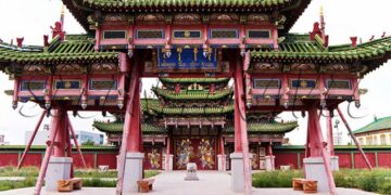 Богд хааны музейг гэр бүлээрээ үзвэл 50-75 хувь хөнгөлнө