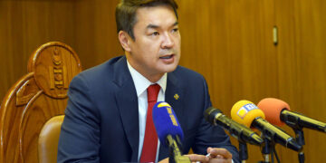 Ч.Сайханбилэгээр туг хийсэн АН-д итгэх иргэн алга