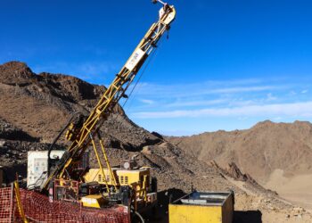 Халзан бүргэтэй хайрханд халдсан компанийн хайгуулын үйл ажиллагааг ажлыг түр зогсоожээ