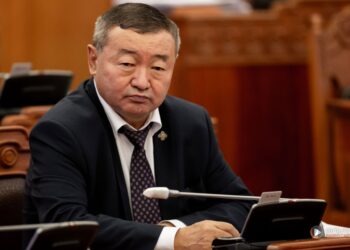 Х.Баделхан: Хэмнэлтийн хуулийн үр дүнг тооцсон газар алга. Хэмнэлт гэх нэр хий хоосон уриа болоод дууссан.