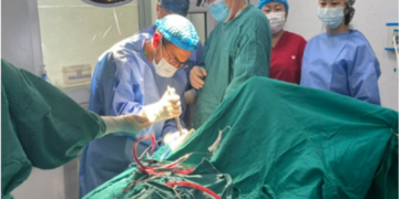 Тархины цусан хурааг авах мэс заслыг дүүргийн эмнэлэгт анх удаа хийжээ