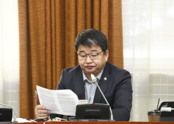 Ж.Батсуурь: Хэмнэлтийг зөвхөн анхан шатанд ажилладаг хүмүүст л хэрэгжүүлдгээ болих хэрэгтэй