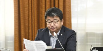 Ж.Батсуурь: Хэмнэлтийг зөвхөн анхан шатанд ажилладаг хүмүүст л хэрэгжүүлдгээ болих хэрэгтэй