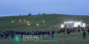 Долоон бурхан од тахих ёслол боллоо