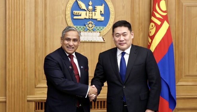 НҮБ-аас 2023-2027 онд хэрэгжүүлэх “Тогтвортой хөгжлийн хамтын ажиллагааны хүрээ” баримт бичгийг Ерөнхий сайдад гардууллаа