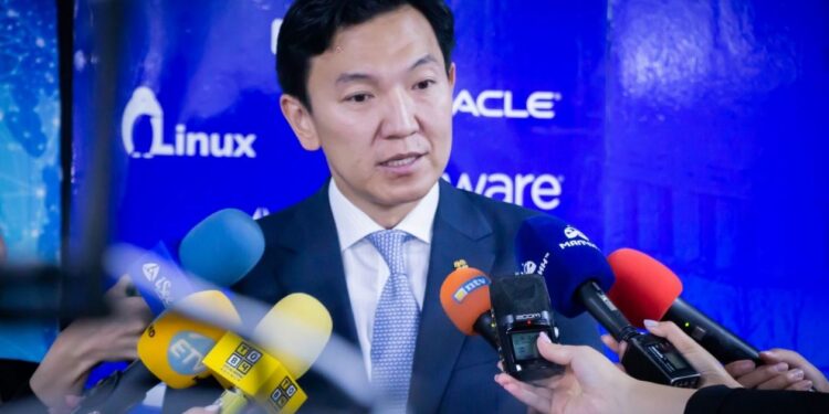 Н.Учрал сайдын хуульд учир их байна аа