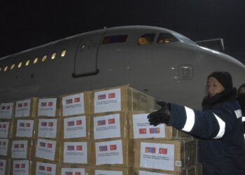 Сири рүү 5 тн махан нөөш, 1 тн лаа, 500 ширхэг хөнжил тусламж болгон илгээв