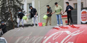 "CLEAN UP- BUBBLE FESTIVAL” буюу гэрэлт Монголын эзэд