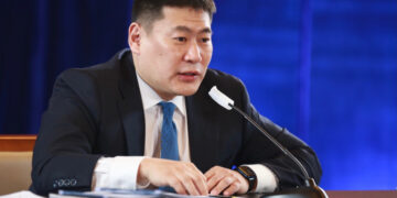 Ерөнхий сайдын авлигын эсрэг тэмцэл ГАЗРЫН НАЙМААГ ОНИЛОВ