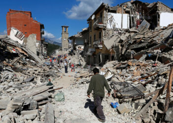 АЮУЛ: Газар хөдлөлтийн сургаар нурж унах 354 барилга Улаанбаатарт бий