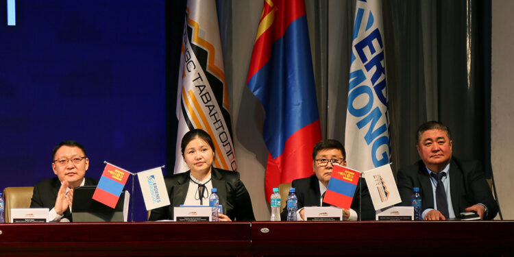 “Эрдэнэс Тавантолгой” ХК-ийн хувьцаа эзэмшигчдийн ээлжит хурал боллоо