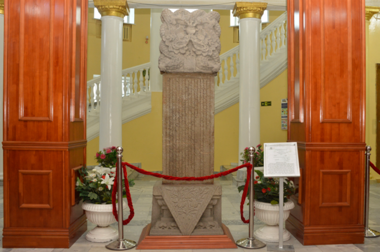 Яруу найрагч Г.Мэнд-Ооёо 2024 оныг Монгол бичиг, соёлын жил болгох уриалга гаргалаа