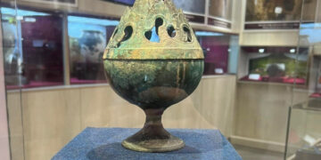 Хүннүгийн үеийн язгууртны хэрэглэж байсан эд зүйлс олдлоо