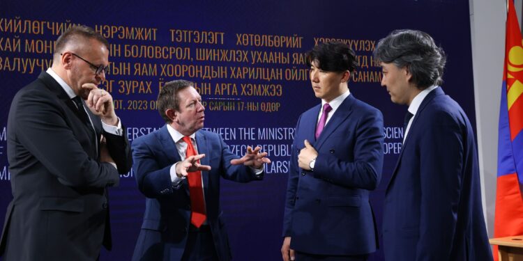 Ерөнхийлөгчийн тэтгэлгээр Чехд жил бүр оюутан суралцуулна