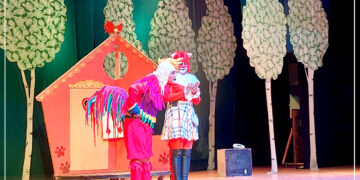 Театрын боловсролыг хүүхдүүдэд олгоно