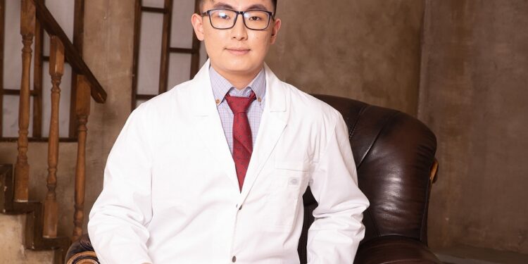 МИНА гоо сайхны эмнэлгийн эмч М.Мишээл: Давхрааг яг л тааруулж хийх юм бол удаан бэлцгэр, зайдсан даврхаатай явахгүй