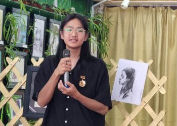 Зураач Б.Орчлон анхны үзэсгэлэнгээ нээлээ