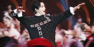 Хятадын шинэ од өвөрмонгол дуучин Аянга