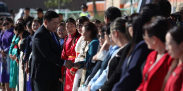 Ерөнхий сайд Л.Оюун-Эрдэнэ Тайширын усан цахилгаан станцын үйл ажиллагаатай танилцлаа