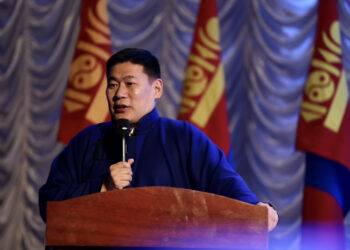 Баянхонгор-Шаргалжуут чиглэлийн 54,1 км замыг хатуу хучилттай болгох хөрөнгийг төсөвт тусгана