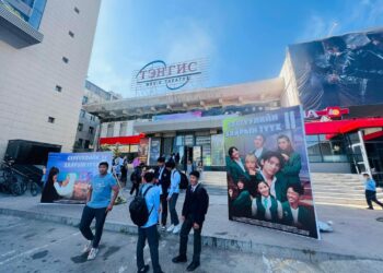 “Сургуулийн хайрын түүх 2” кино аутизмын тухай хөндөнө