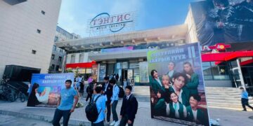 “Сургуулийн хайрын түүх 2” кино аутизмын тухай хөндөнө