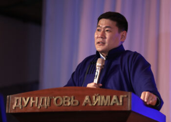 Мандалговь-Чойр чиглэлийн авто замыг хатуу хучилттай болгох ажлыг хоёр талаас нь зэрэг эхлүүлнэ