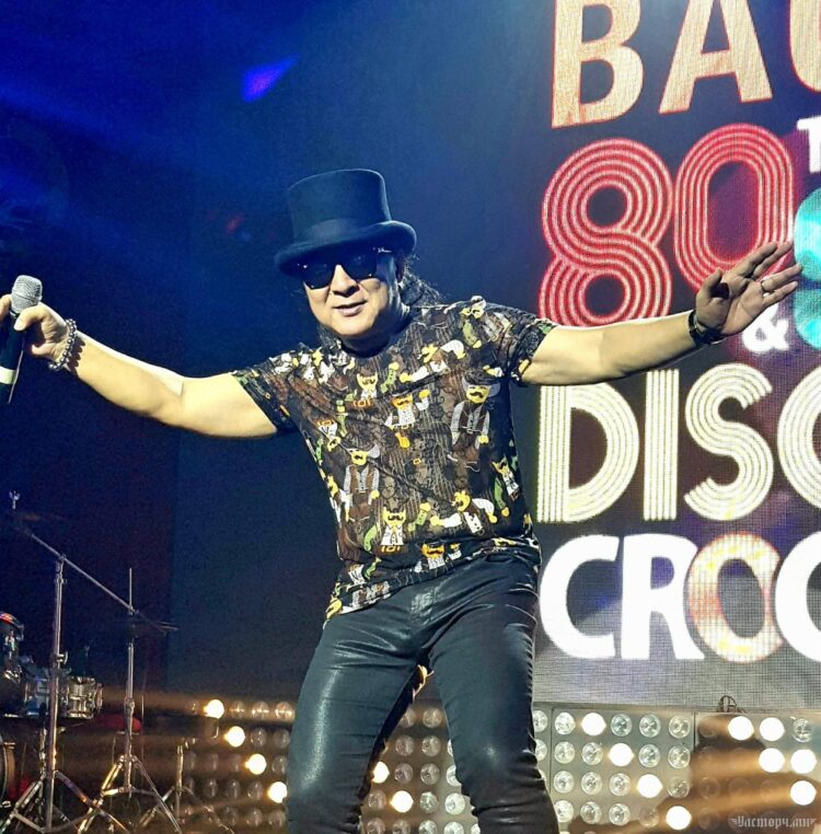 Ардын уран зохиолч Шаравын Сүрэнжав: Миний үйл хэргийн үргэлжлэл охин минь билээ