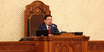 Г.Занданшатар: Нийслэлийн газрын наймаа, нийтийн тээвэр, тендер тойрсон авлигын сүлжээг илчилж, хариуцлага тооцох ёстой