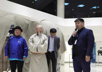 Монголын уран  зураач, Хятадын уран барималч хоёрын хамтарсан “PAX MONGOLICA” үзэсгэлэн нээлтээ хийлээ