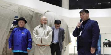 Монголын уран  зураач, Хятадын уран барималч хоёрын хамтарсан “PAX MONGOLICA” үзэсгэлэн нээлтээ хийлээ