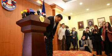 Хотын дарга Д.Сумъяабазар өөрийн хүсэлтээр ажлаа өглөө