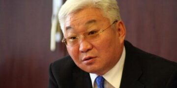 Э.Бат-Үүл: МАН нийслэлийг удирдаж, хөгжүүлж чадахгүй байгаад би ямар буруутай юм бэ