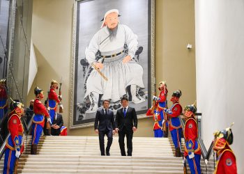 БНФУ-ын Ерөнхийлөгч Эммануэл Макрон “Чингис хаан” музейд зочлов