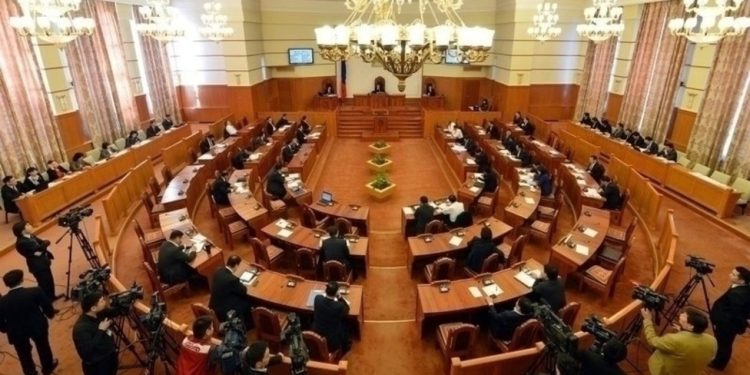 Гадаадын хөрөнгө оруулалтын тухай хуулийн төслийн хэлэлцүүлгийг хойшлуулав