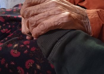 Асрахуйн эдийн засаг ба ирээдүйдээ бэлтгэх нь