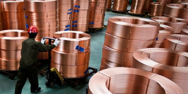 Зэс, молибденийн баяжмал, бүтээгдэхүүнийг Уул уурхайн биржээр худалдаална