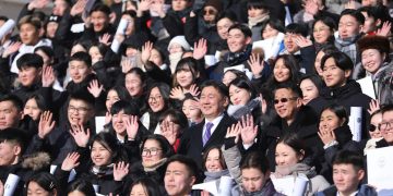 Дэлхийн боловсрол эзэмшиж, Монголоо хөгжүүлэхийг захилаа