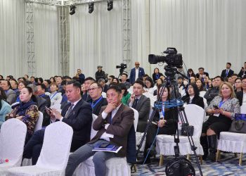 Боомтын  сэргэлтийг хангахад хувийн хэвшлийн оролцоо, асуудал шийдэл"  хэлэлцүүлэг болж байна