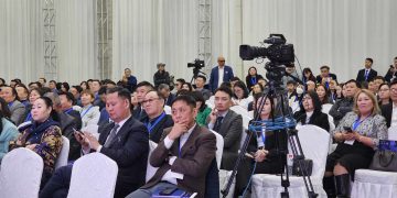 Боомтын  сэргэлтийг хангахад хувийн хэвшлийн оролцоо, асуудал шийдэл"  хэлэлцүүлэг болж байна