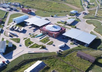 Европ руу гарах гарц Алтанбулаг боомтод “НОГООН ГЭРЭЛ” аслаа